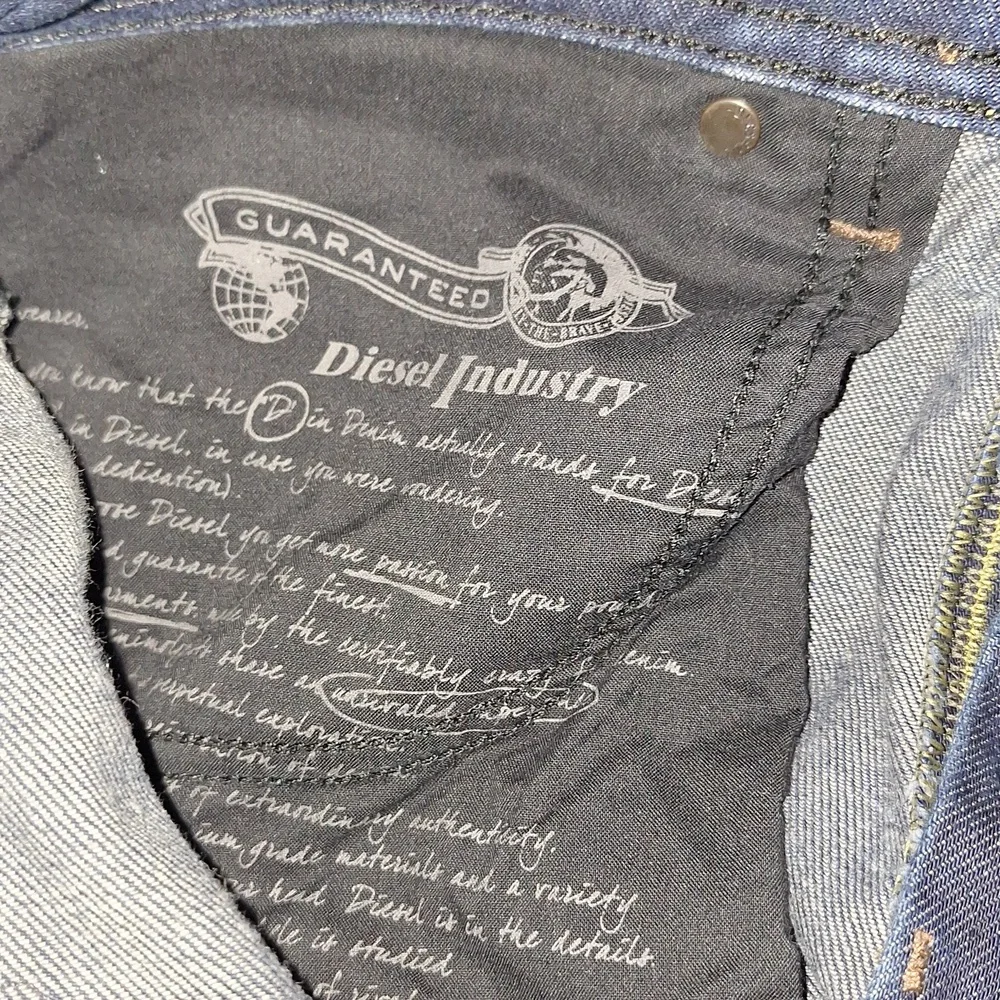 Diesel Jeans 32 "FITS SMALLER" - Picture 8 of 9